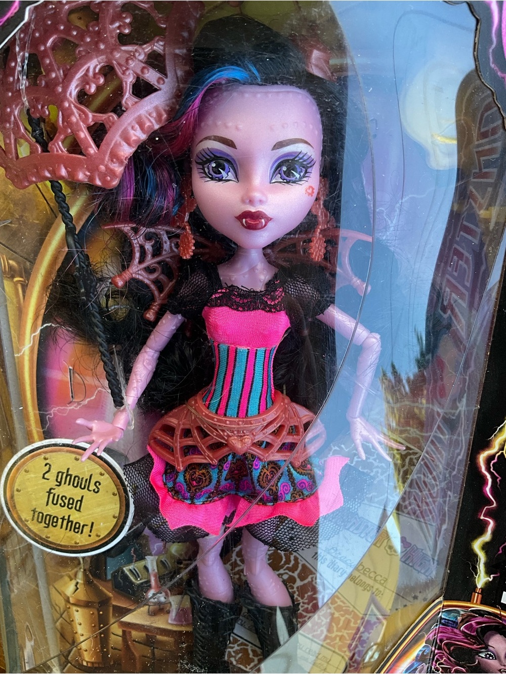 Monster High Draculaura Fusion Doll - Pink, Black & Blue Accents - Picture 2 of 8